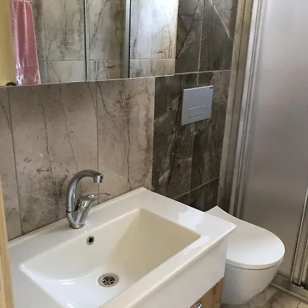 Guelse Apartlari * Kumluca